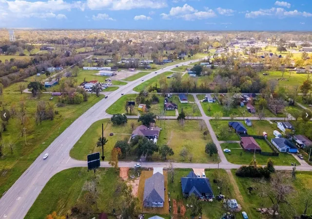 Photo 3 of Land for sale at 0 E Travis St, Brazoria, TX 77422 | MLS# 7297545 | Listing updated on 2026-04-08