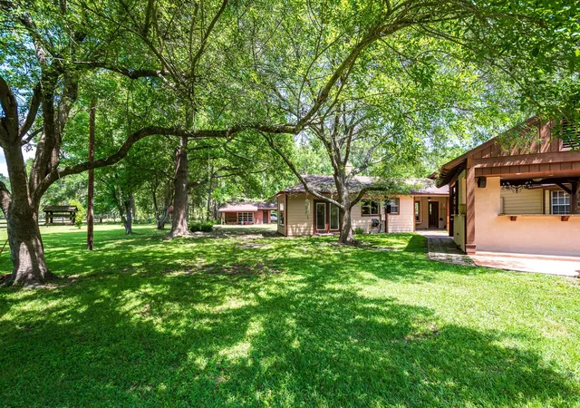 5th image of 2870 Fostoria Tram Rd, Cleveland, TX 77328 | MLS# 97722425