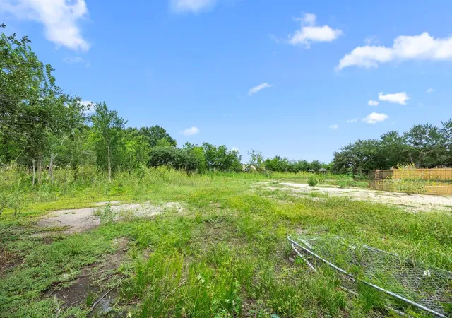 Photo 4 of Land for sale at 7603 Bellfort St, Houston, TX 77061 | MLS# 34007349 | Listing updated on 2026-07-20