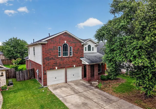 5th image of 11407 Morning Brook Dr, Pearland, TX 77584 | MLS# 44591321