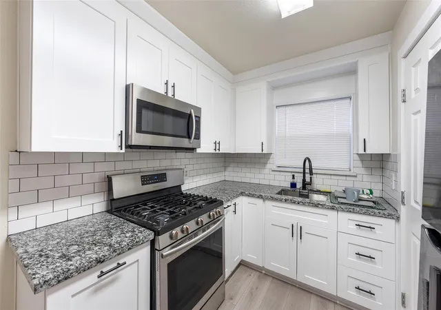 Photo 3 of Single family home for sale at 2510 Munger St, Houston, TX 77023 | MLS# 33479627 | Listing updated on 2026-09-19