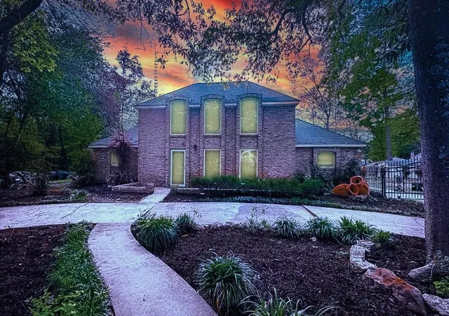 1st image of 537 Natchez Park, Conroe, TX 77302 | MLS# 71147520