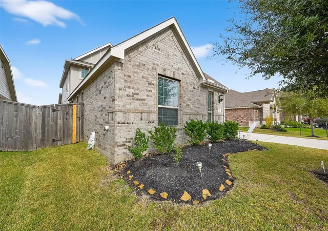 Photo 2 of Single family home for sale at 20022 New Sunrise Trl, Cypress, TX 77433 | MLS# 35710580 | Listing updated on 2026-08-04