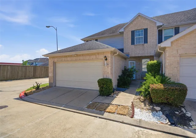 Photo 1 of Townhouse for sale at 2926 Meadowglen Cvs, Houston, TX 77082 | MLS# 11434617 | Listing updated on 2026-08-29