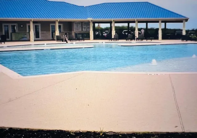 4th image of 3000 Palacios Bay Dr, Palacios, TX 77465 | MLS# 34952667