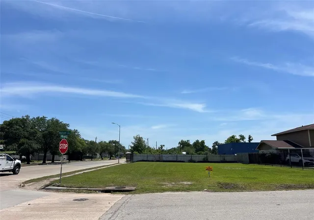 Photo 1 of Land for sale at 0 Belroit St, Houston, TX 77028 | MLS# 74852121 | Listing updated on 2026-05-15