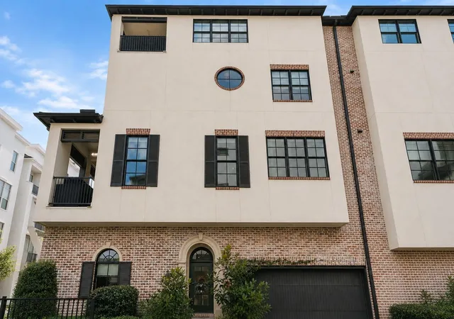 1st image of 1308 Castle Ct #A, Houston, TX 77006 | MLS# 44987036