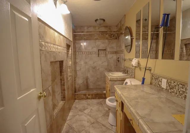 10th image of 4940 Park St, Beaumont, TX 77705 | MLS# 38969039