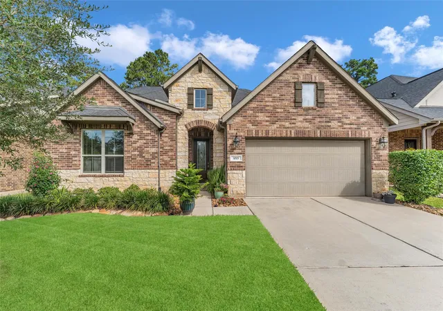 1st image of 1015 Ginger Glade Ln, Pinehurst, TX 77362 | MLS# 42648028