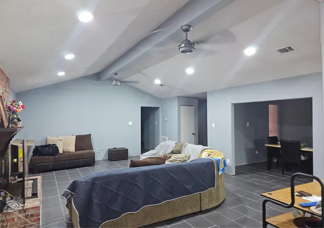 Photo 3 of Single family home for sale at 909 Lilac St, La Marque, TX 77568 | MLS# 59721860 | Listing updated on 2026-09-10