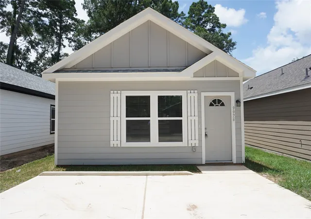Photo 1 of Sale Pending at 11851 Nelwood St, Willis, TX 77318 | MLS# 80938167 | Listing updated on 2026-09-17