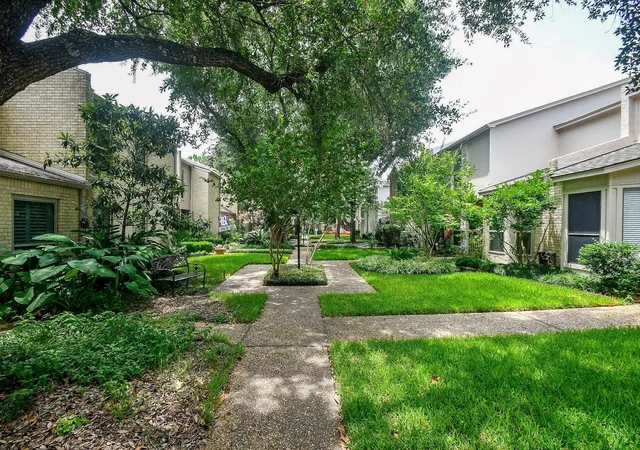 1st image of 5214 Palmetto St, Bellaire, TX 77401 | MLS# 15635804