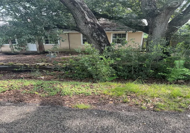 Homes for sale in Bacliff, TX | 3711 Chanterway St, Bacliff, TX 77518 | MLS# 16013482
