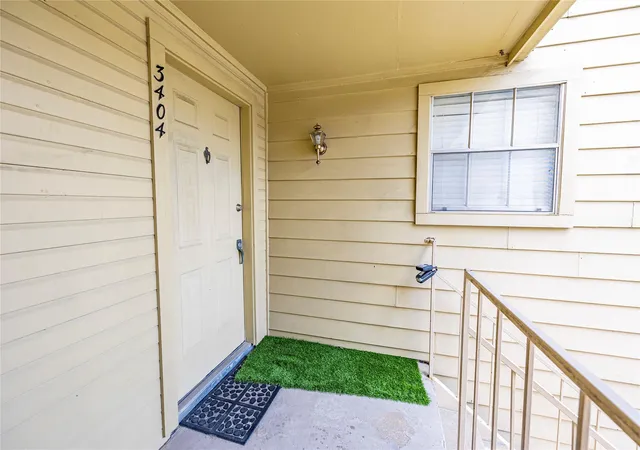 2nd image of 1515 Sandy Springs Rd #3404, Houston, TX 77042 | MLS# 41902122