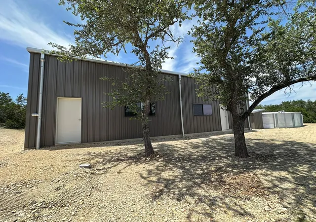 5th image of 1 Avian Dr, San Marcos, TX 78666 | MLS# 85762699