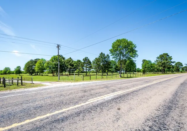 Photo 2 of Land for sale at 501 Fm 2550, Huntsville, TX 77340 | MLS# 79357798 | Listing updated on 2026-04-30