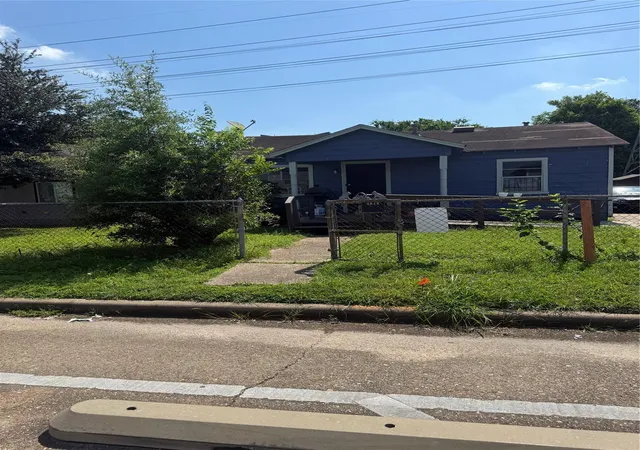 1st image of 3814 Hardy St, Houston, TX 77009 | MLS# 36373869