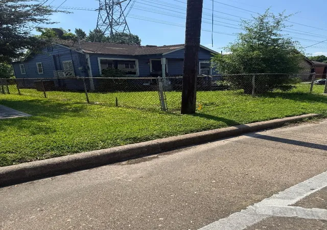 7th image of 3814 Hardy St, Houston, TX 77009 | MLS# 36373869