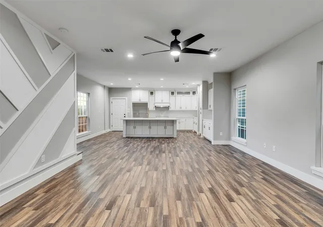 Photo 2 of Single family home for sale at 235 Hahlo St, Houston, TX 77020 | MLS# 54322685 | Listing updated on 2026-07-17