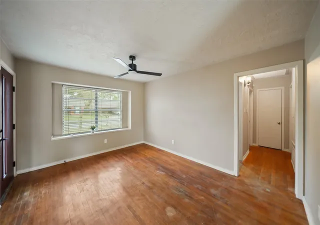 Photo 3 of Sale Pending at 4114 Dacca Dr, Houston, TX 77047 | MLS# 72163018 | Listing updated on 2026-09-13