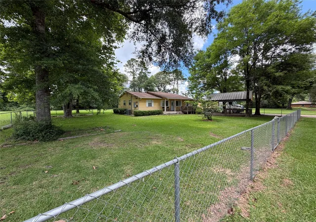 Photo 2 of Single family home for sale at 63 County Rd 2245, Cleveland, TX 77327 | MLS# 10550055 | Listing updated on 2026-10-10