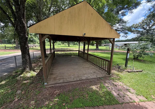 Photo 4 of Single family home for sale at 63 County Rd 2245, Cleveland, TX 77327 | MLS# 10550055 | Listing updated on 2026-10-10