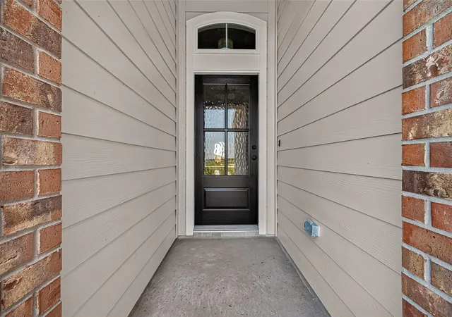Photo 3 of Single family home for sale at 1435 Terry Roberts Dr, Angleton, TX 77515 | MLS# 72583605 | Listing updated on 2026-08-01