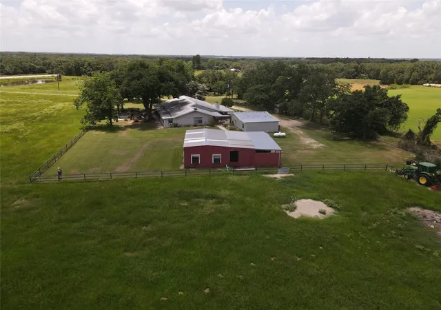 3rd image of 11009 N Hwy 77, Lexington, TX 78947 | MLS# 55789955