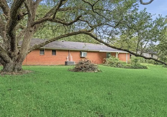 Homes for sale in Orange, TX | 2020 35th St, Orange, TX 77630 | MLS# 65596913
