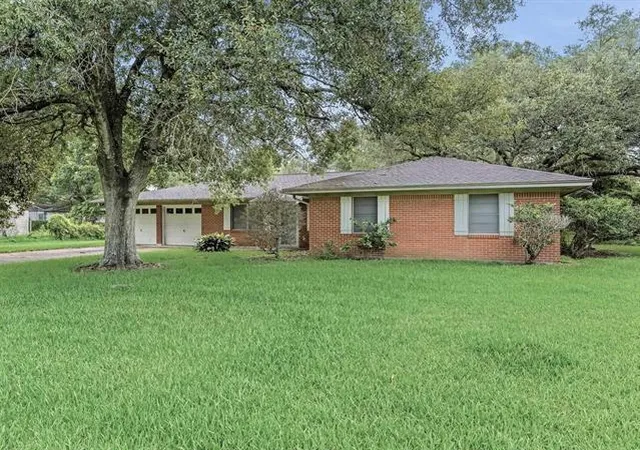 Homes for sale in Orange, TX | 2020 35Th St, Orange, TX 77630 | MLS# 65596913