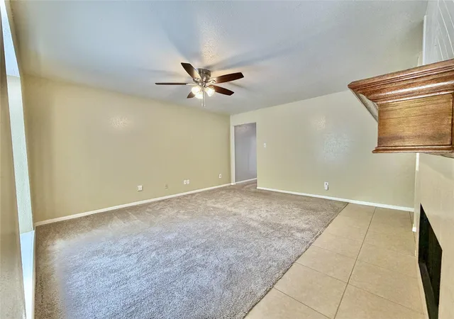 Photo 3 of Condo for sale at 2103 Pl Rebecca Ln #D10, Houston, TX 77090 | MLS# 76384110 | Listing updated on 2026-09-19