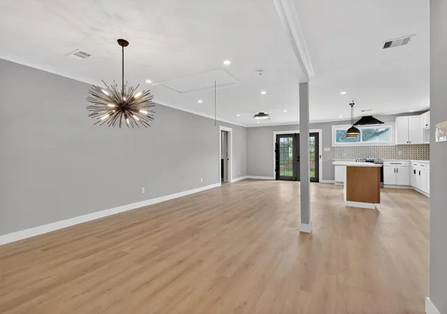 4th image of 230 Pennsylvania St, Houston, TX 77029 | MLS# 13462886