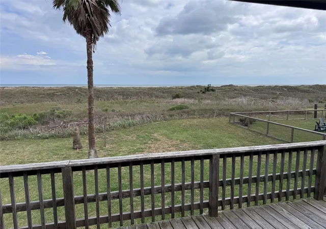 3rd image of 342 Beachfront Dr, Matagorda, TX 77457 | MLS# 65139462