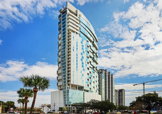 2nd image of 4521 San Felipe St #2102, Houston, TX 77027 | MLS# 50223854