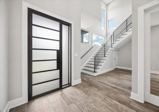 5th image of 2065 Southgate Blvd, Houston, TX 77030 | MLS# 84072371