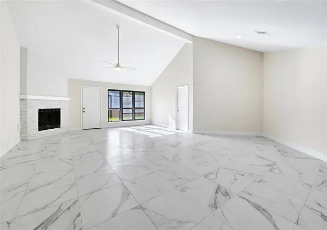 5th image of 13723 Rocky Bluff Dr, Houston, TX 77085 | MLS# 80203550