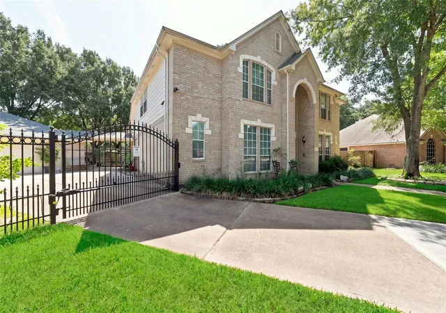 Photo 3 of Single family home for sale at 13002 Brayton Ct, Houston, TX 77065 | MLS# 77369335 | Listing updated on 2026-08-25