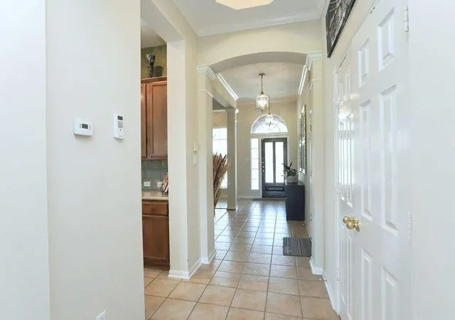 3rd image of 12318 Shadow Island Dr, Houston, TX 77082 | MLS# 49917061