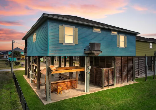 Photo 3 of Single family home for sale at 857 Wommack, Crystal Beach, TX 77650 | MLS# 28083382 | Listing updated on 2026-08-17