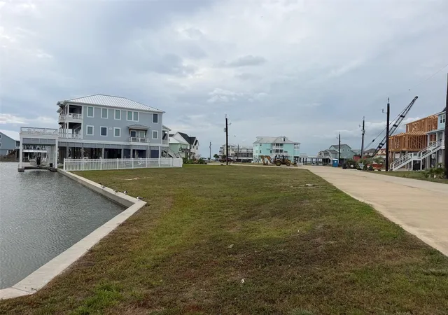1st image of 411 Neptune Cir, Galveston, TX 77554 | MLS# 68812132