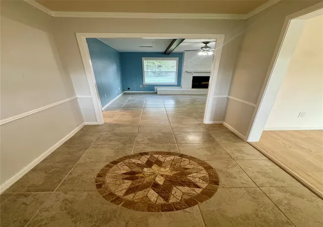 2nd image of 426 Shadow Creek Dr, El Lago, TX 77586 | MLS# 91965728