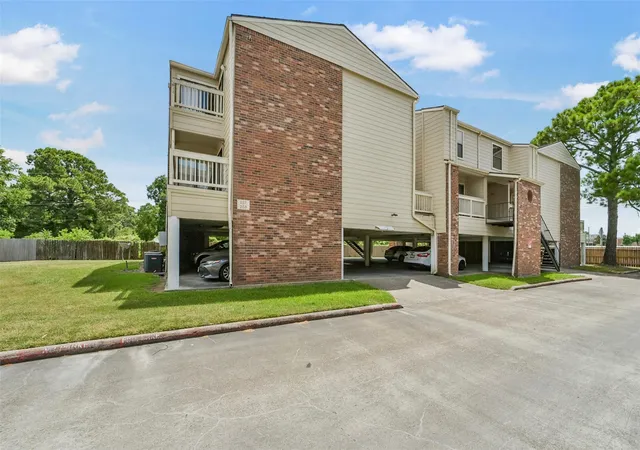 Photo 1 of Condo for sale at 2501 Gulf Fwy #258C, Dickinson, TX 77539 | MLS# 93991245 | Listing updated on 2026-09-18
