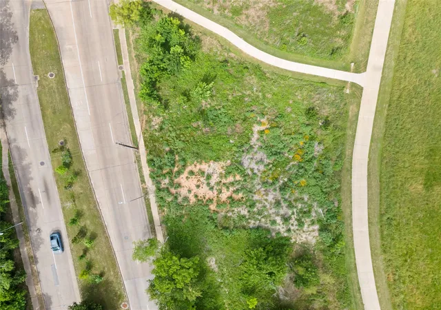 Photo 3 of Land for sale at 5101 Airport Blvd, Houston, TX 77048 | MLS# 11080445 | Listing updated on 2026-05-01