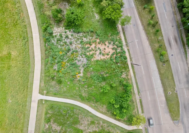 Photo 4 of Land for sale at 5101 Airport Blvd, Houston, TX 77048 | MLS# 11080445 | Listing updated on 2026-05-01