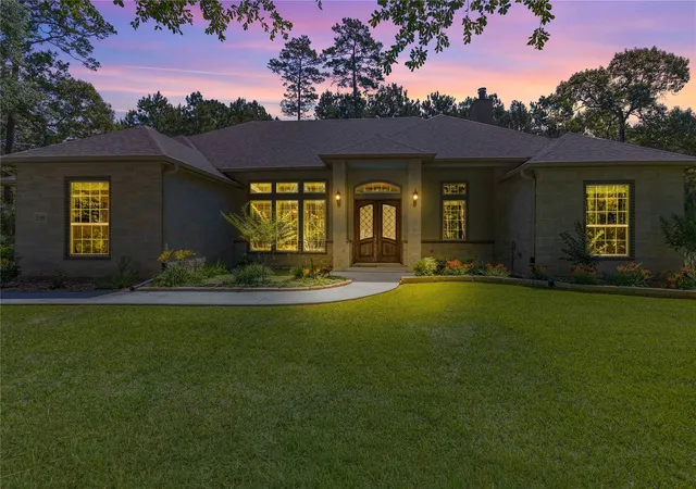 Homes for sale in Huntsville, TX | 166 Rim Rock Rd, Huntsville, TX 77340 | MLS# 83381242