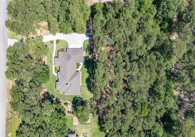 Homes for sale in Huntsville, TX | 166 Rim Rock Rd, Huntsville, TX 77340 | MLS# 83381242