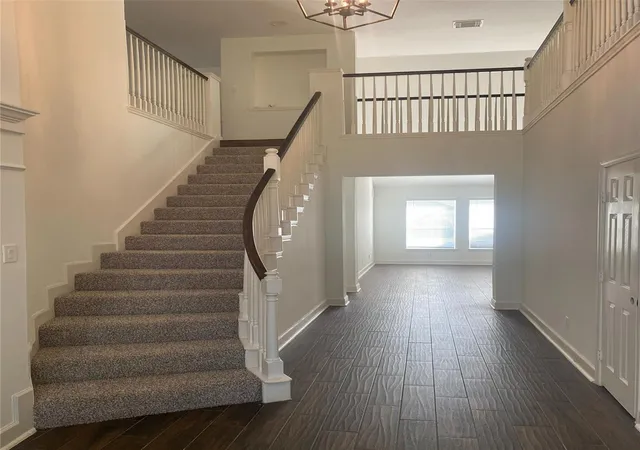 5th image of 3116 Indian Summer Trl, Friendswood, TX 77546 | MLS# 94068571
