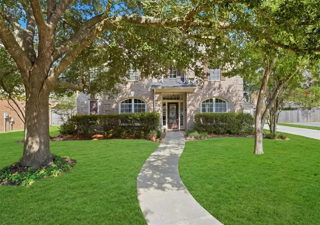 Photo 1 of Single family home for sale at 2443 Riverway Oak Dr, Kingwood, TX 77345 | MLS# 59285719 | Listing updated on 2026-09-19
