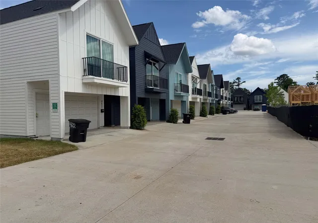 Photo 2 of Land for sale at 4623 Crown Bnd Ln, Houston, TX 77018 | MLS# 68245484 | Listing updated on 2026-07-03