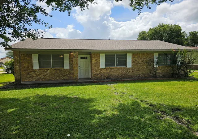 4th image of 120 Ronald Ave, Bay City, TX 77414 | MLS# 56731211